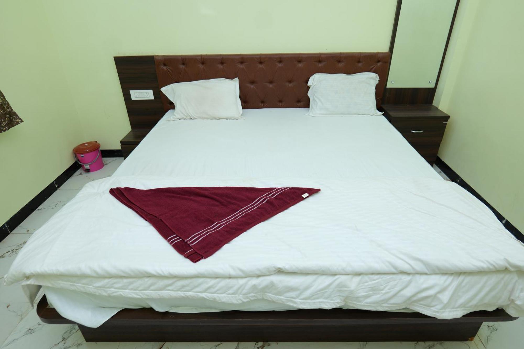 Hotel New 712 Aurangabad  Ngoại thất bức ảnh